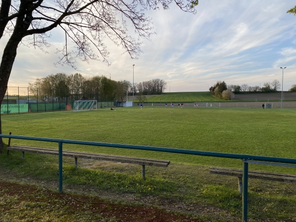 Johann-Blank-Sportzentrum Platz 2 - Röhrmoos