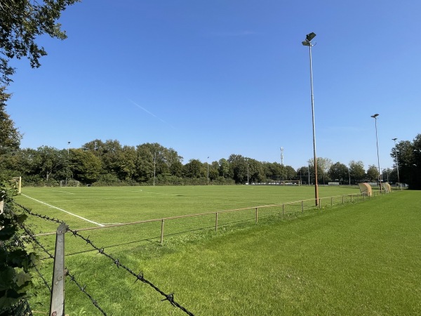 Sportpark Bergenshuizen - Real Lunet veld 2 - Vught-Bergenshuizen