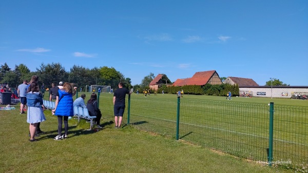 Boisko Sportowe w Wojnowicach - Wojnowice