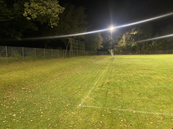 Sportplatz Schmalfeld B - Schmalfeld