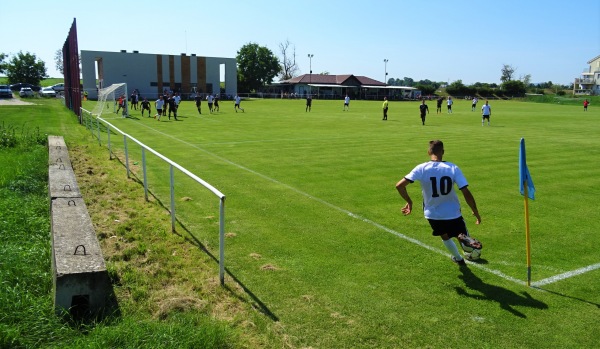 Futbalový štadión Biely Kostol - Biely Kostol
