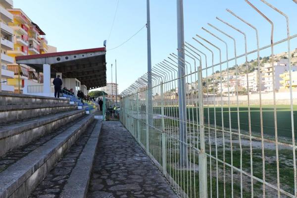 Stadiumi Andon Lapa - Sarandë