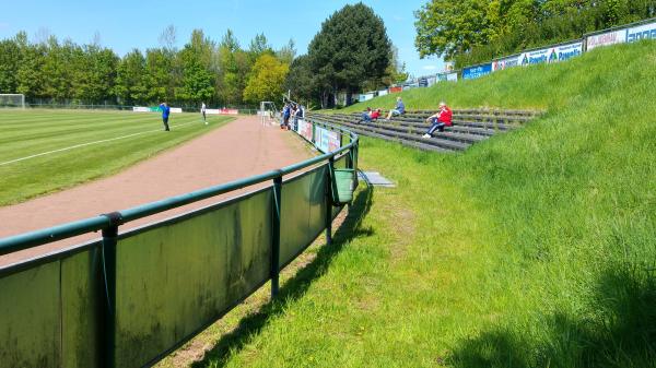 Bezirkssportanlage Loewenfeldstraße - Bottrop-Kirchhellen