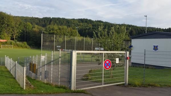 Sportplatz Am Sonnenberg - Gummersbach-Frömmersbach