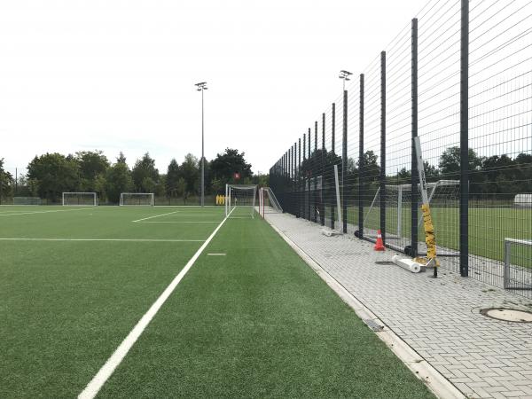 FC Bayern Campus Platz 5 - München-Neuherberg