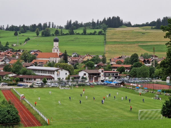 Sportplatz an der Schule - Rettenberg