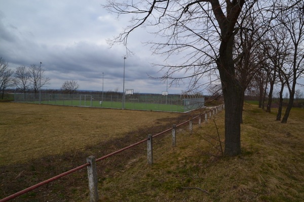 Sportplatz Unseburger Straße - Borne bei Staßfurt