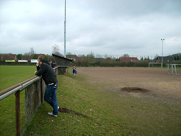 Stadion am Bahndamm - Osterrönfeld