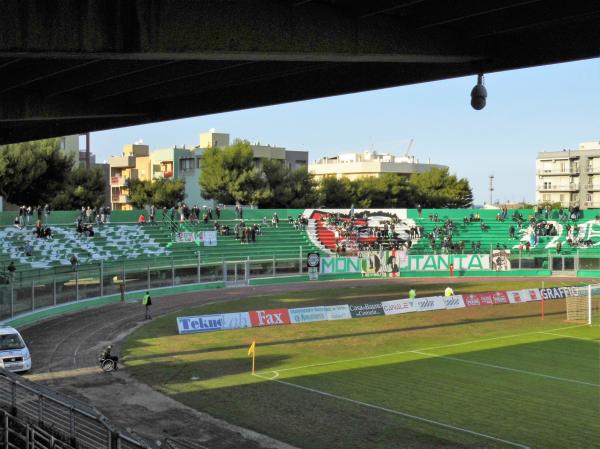 Stadio Vito Simone Veneziani - Monopoli