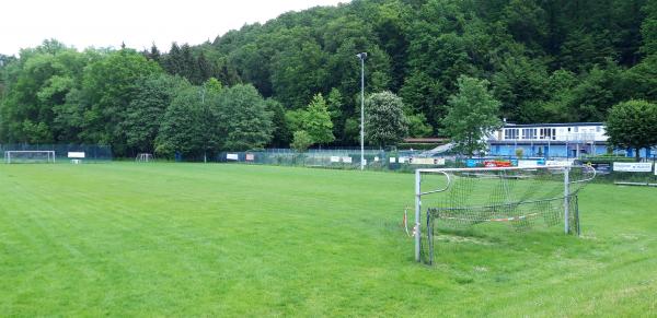 Sportplatz am Freibad - Lügde-Elbrinxen