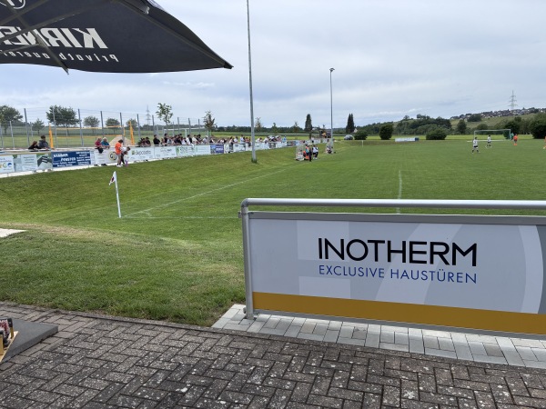 Sportplatz Niedersohren - Niedersohren