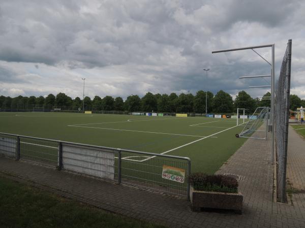 Sportanlage Niddapark Platz 2 - Frankfurt/Main-Ginnheim