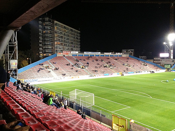 Stade du Pays de Charleroi - Charleroi