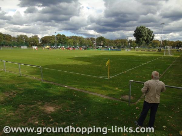 Sportpark Ostragehege Platz 15 - Dresden-Friedrichstadt