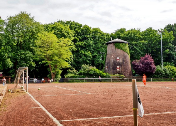 Sportplatz an der Mühle - Neukirchen-Vluyn-Rayen