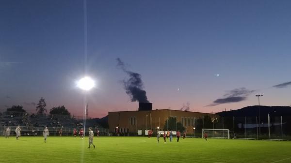 Temporäre Tribüne aufgrund des Schweizer Cup-Spiels gegen den FC Basel.