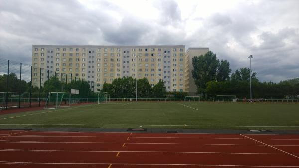 Sportplatz Hanns-Eisler-Straße - Berlin-Prenzlauer Berg