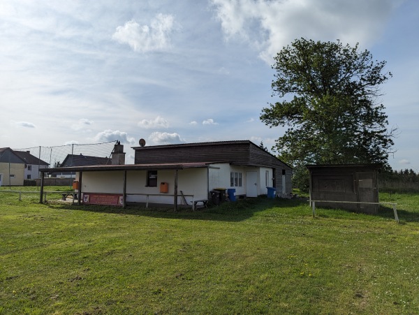 Sportplatz Rotdornstraße - Fehrbellin-Karwesee