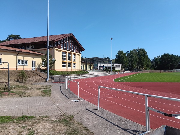 Waldstadion - Löwenberger Land-Löwenberg