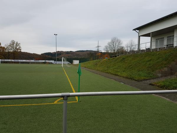 Sportplatz Oberveischede - Olpe-Oberveischede