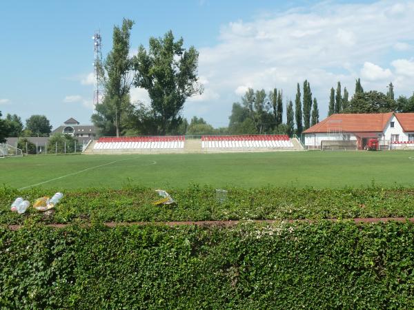 Várkert Sportpálya - Kisvárda