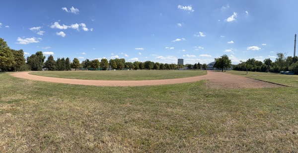 Sportanlage Am Mühlburger Bahnhof - Karlsruhe-Mühlburg
