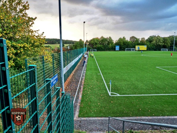 Sportplatz Am Kapellchen - Olpe-Oberveischede