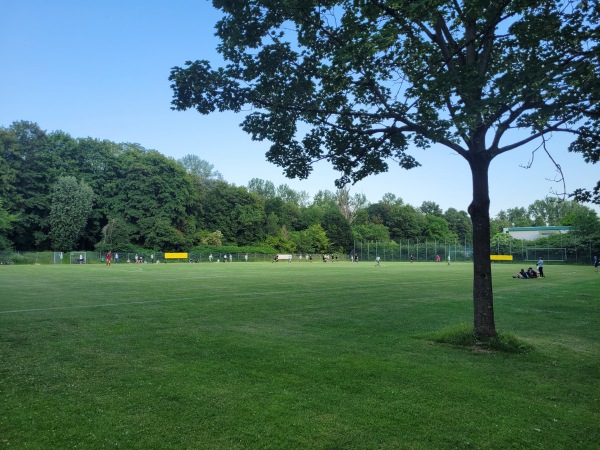 Karl-Adam-Platz im Sportpark Oberwerth - Koblenz