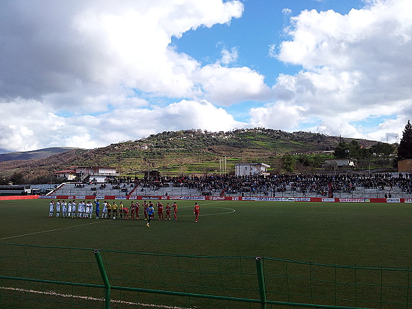 Stadiumi Adush Muça - Ballshi