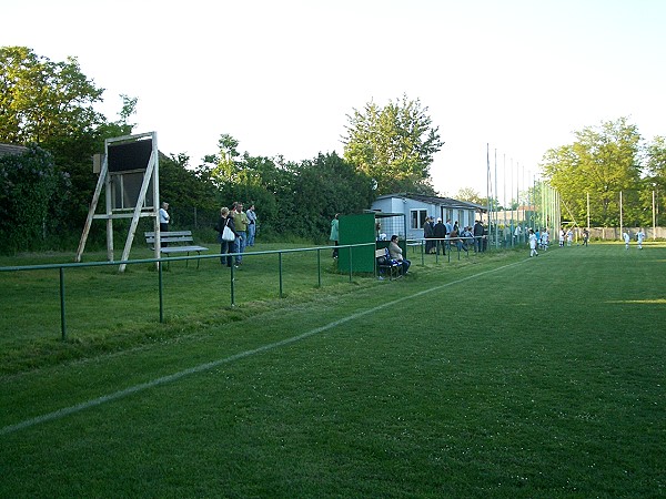 Sportplatz Süßenbrunn - Wien