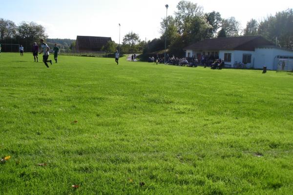Sportplatz Holzhausen - Nieheim-Holzhausen