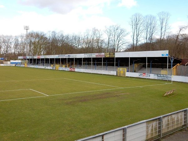 Gemeentelijk Parkstadion - Boom