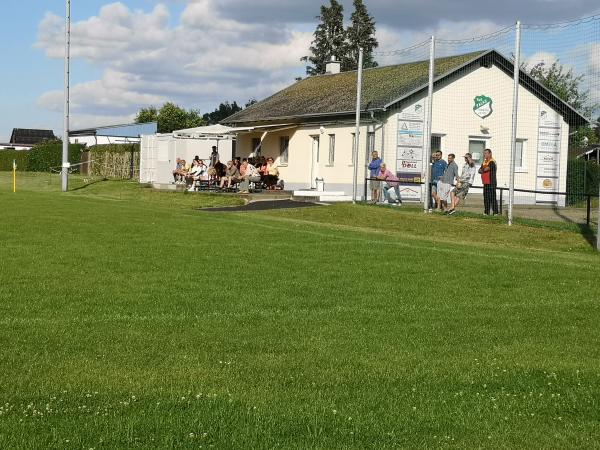 Sportplatz Meinsdorfer Straße - Limbach-Oberfrohna-Rußdorf