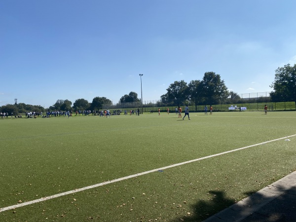 Bezirkssportanlage Hemelingen Platz 2 - Bremen-Hemelingen