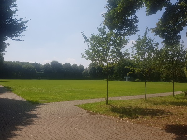 Sportanlage Salzburger Weg Süd - Köln-Junkersdorf