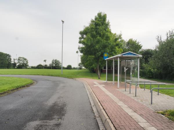 Sportplatz an der Schule - Krummhörn-Jennelt