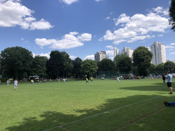 Sportcenter Donaucity Nebenplatz - Wien