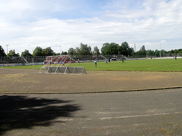 Friedrich-Ludwig-Jahn-Stadion - Hoyerswerda