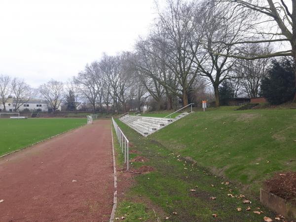 Franz-Elbern-Stadion - Bonn-Beuel