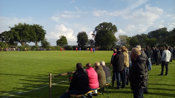 Sportanlage Sommerlandstraße Platz 2 - Bedburg-Hau-Erfgen