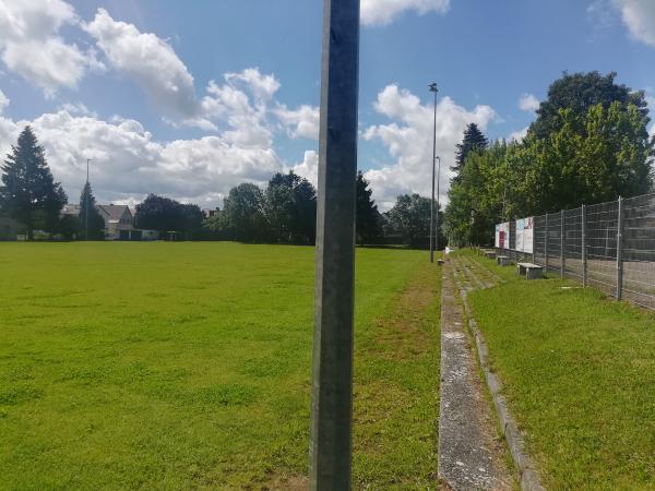 Sportplatz Emichsburg - Bockenheim/Weinstraße-Kleinbockenheim