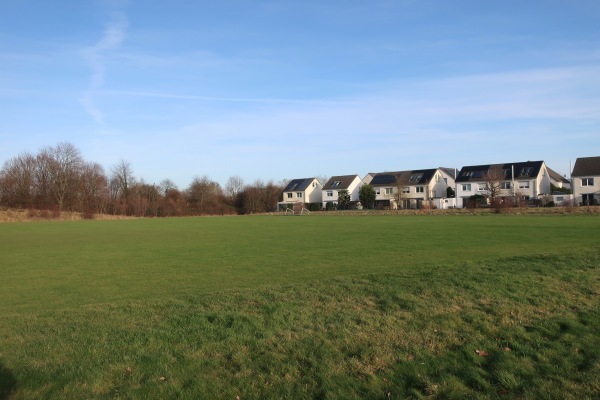 Sportanlage International School of Düsseldorf Platz 3 - Düsseldorf-Lohausen