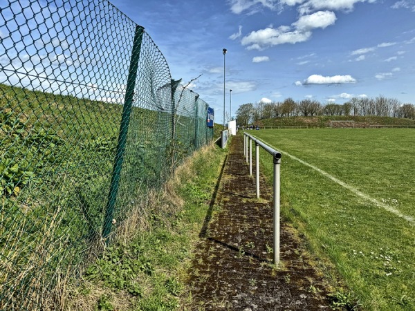 Sportplatz Auf´m Berg - Schmallenberg-Bracht