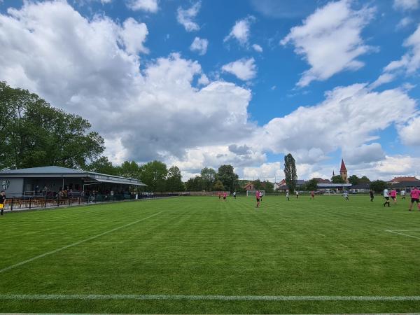 Stadion AFK Milovice - Milovice