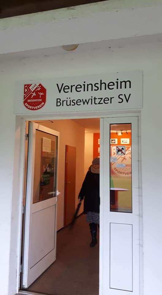 Gemeinde- und Sportzentrum Brüsewitz Platz 2 - Brüsewitz