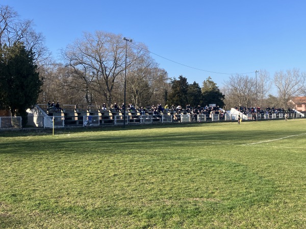 Stadion FK BAK - Bela Crvka