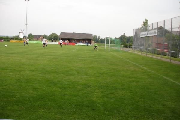 Sportplatz Lindweg - Erwitte-Schmerlecke