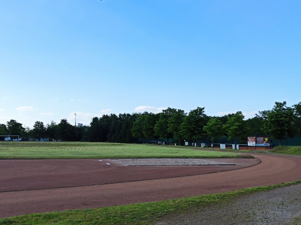 Sportanlage Am Mühlburger Bahnhof - Karlsruhe-Mühlburg