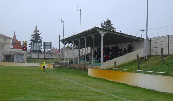 Futbalové ihrisko Sládkovičovo - Sládkovičovo