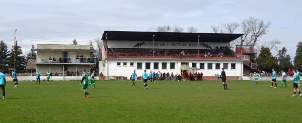 Futbalový štadión Tešedíkovo - Tešedíkovo